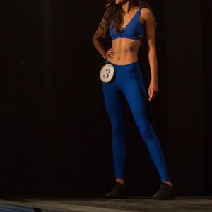 Fabletics Fitness Outfit